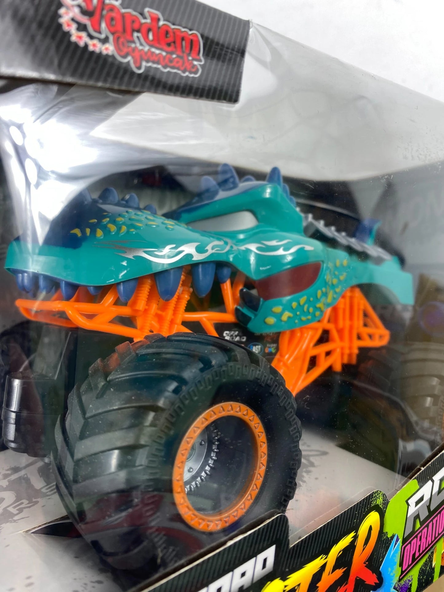 ŞARJLI MONSTER ARABA